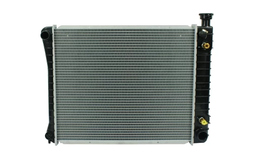 Radiador Automotriz GM Chevrolet C1500 Cheyenne Silverado, Sierra T/A 88-93