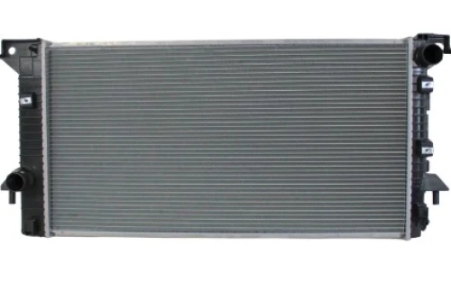 Radiador Automotriz Ford Lincoln Expedition Navigator T/A T/M 07-08 32mm Tubo Soldado