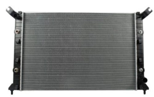 Radiador Automotriz GM Chevrolet Silverado 2500 HD Lt, 3500 Suburban 2500 Lt , Sierra 2500 HD T/A 11-15 26mm Tubo Soldado