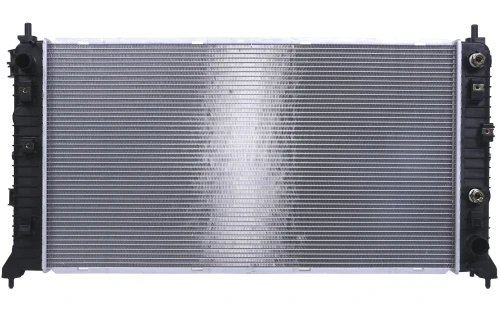 13767 Radiador AUT Chevrolet Silverado 1500, GMC Sierra 1500 2019-2026